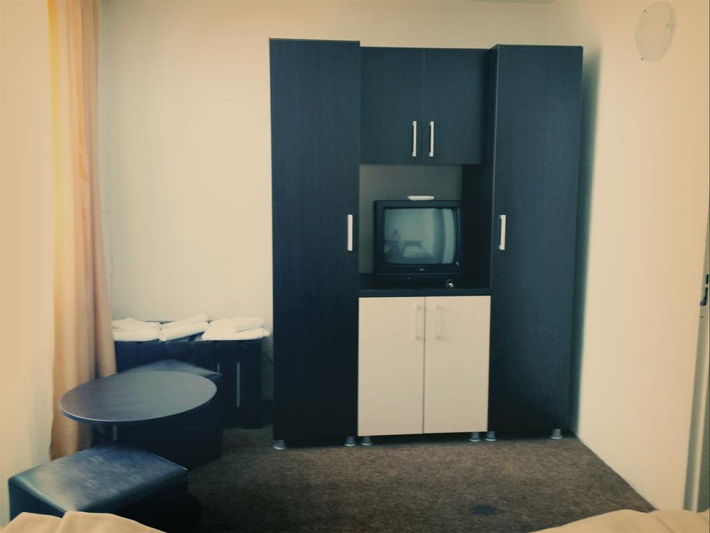Hotel Dacia Băile Herculane Pokoj fotografie