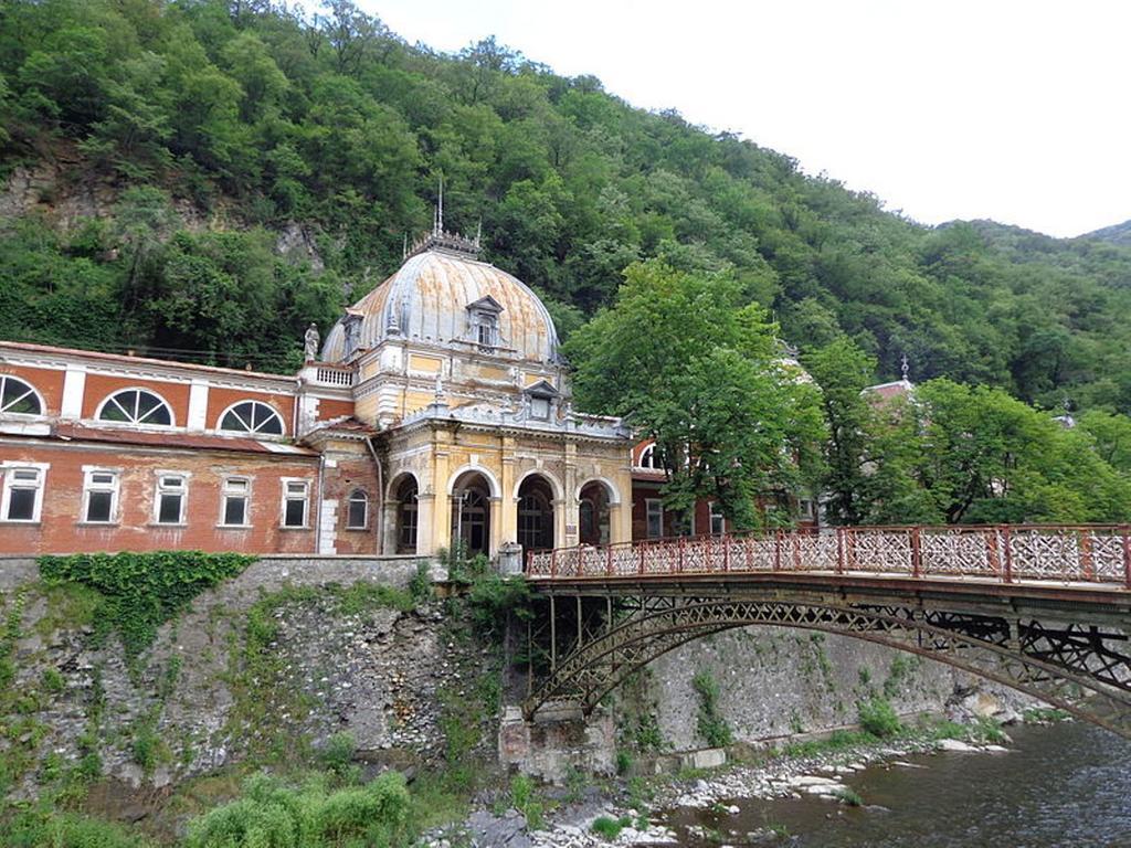 Hotel Dacia Băile Herculane Exteriér fotografie