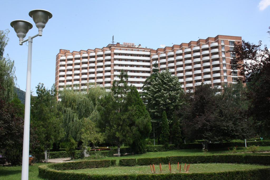 Hotel Dacia Băile Herculane Exteriér fotografie