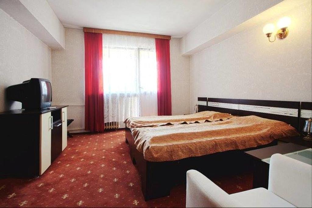 Hotel Dacia Băile Herculane Exteriér fotografie