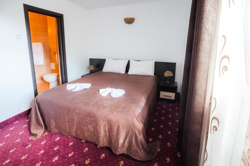 Hotel Dacia Băile Herculane Exteriér fotografie